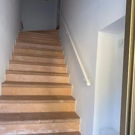 La Finestra Sul Castello * Abbadia di Naro